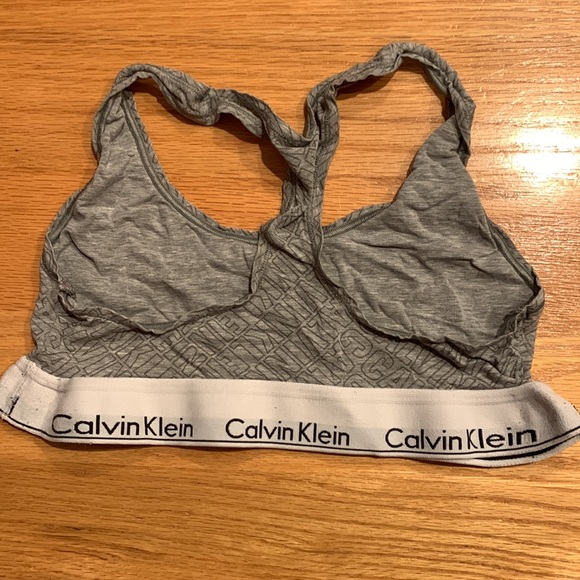 Calvin Klein bralette - Picture 2 of 3